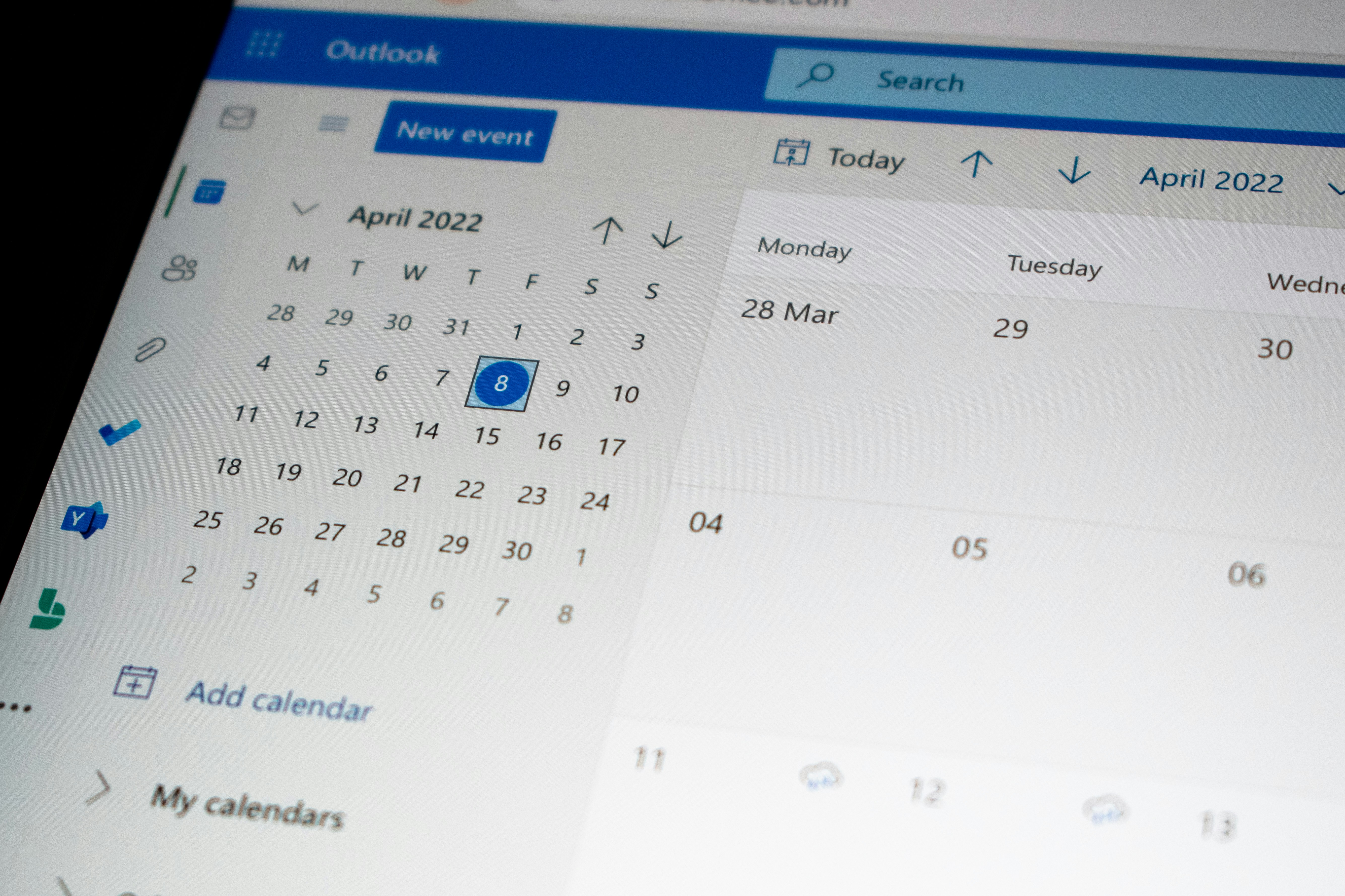 Creating Online Booking and Contact Possibilities